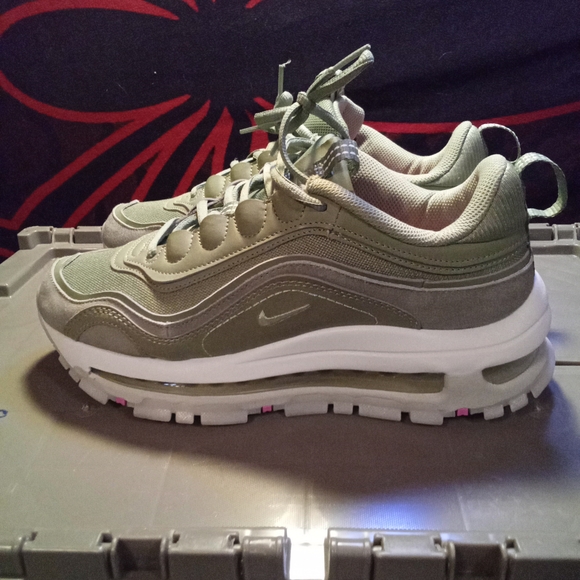Nike Sage Green Sneakers - Picture 1 of 4
